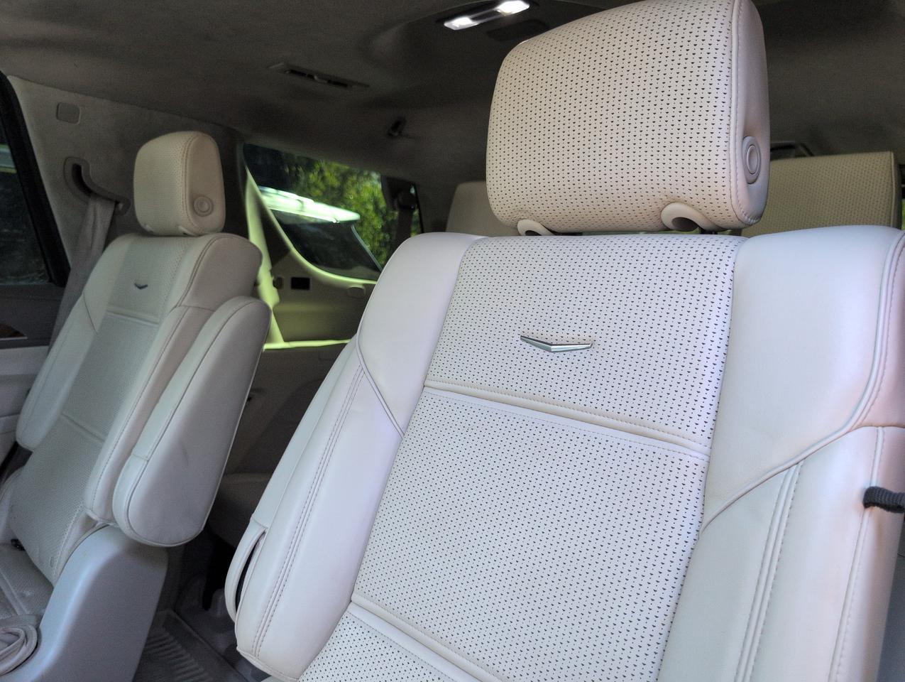 2022 Cadillac Escalade Premium Luxury Platinum San Antonio TX