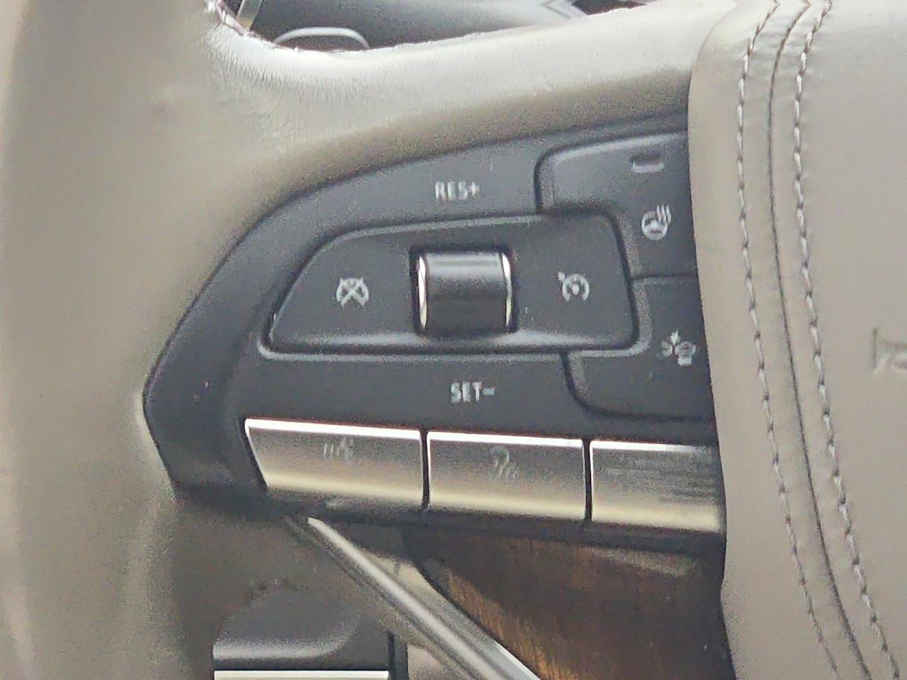 2022 Cadillac Escalade Premium Luxury Platinum San Antonio TX