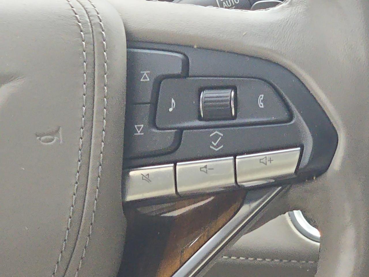 2022 Cadillac Escalade Premium Luxury Platinum San Antonio TX