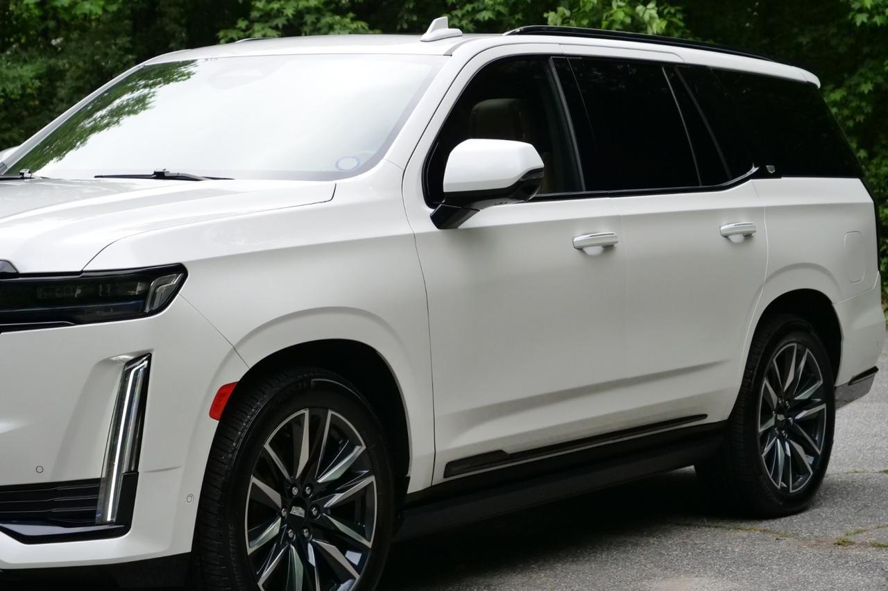 2022 Cadillac Escalade Sport 4WD / Touring Package / Night Vision! Lincolnton NC