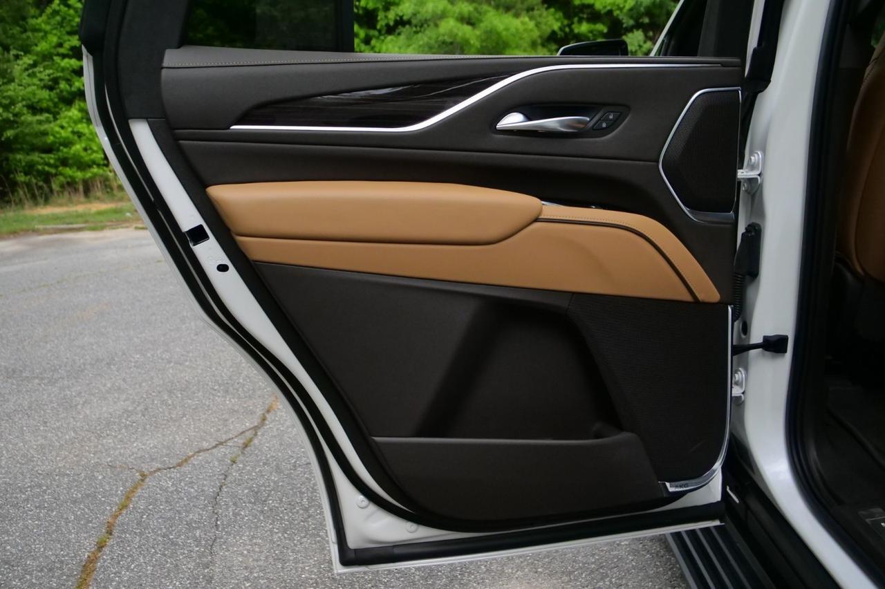 2022 Cadillac Escalade Sport 4WD / Touring Package / Night Vision! Lincolnton NC