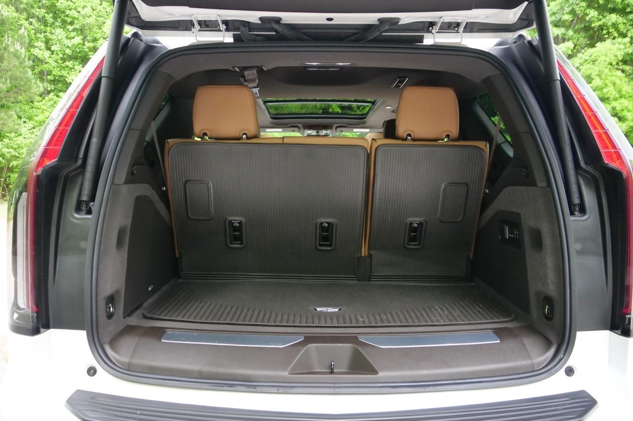 2022 Cadillac Escalade Sport 4WD / Touring Package / Night Vision! Lincolnton NC