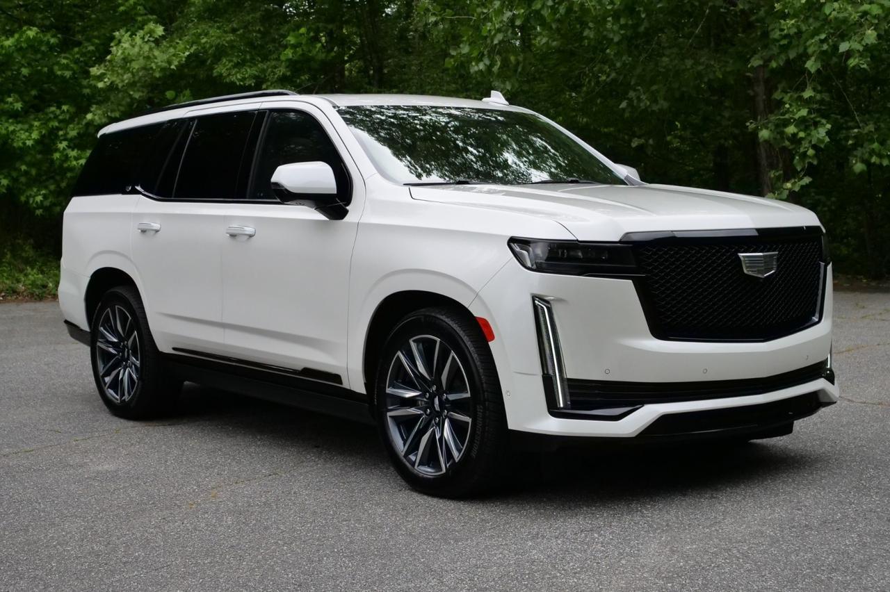 2022 Cadillac Escalade Sport 4WD / Touring Package / Night Vision! Lincolnton NC