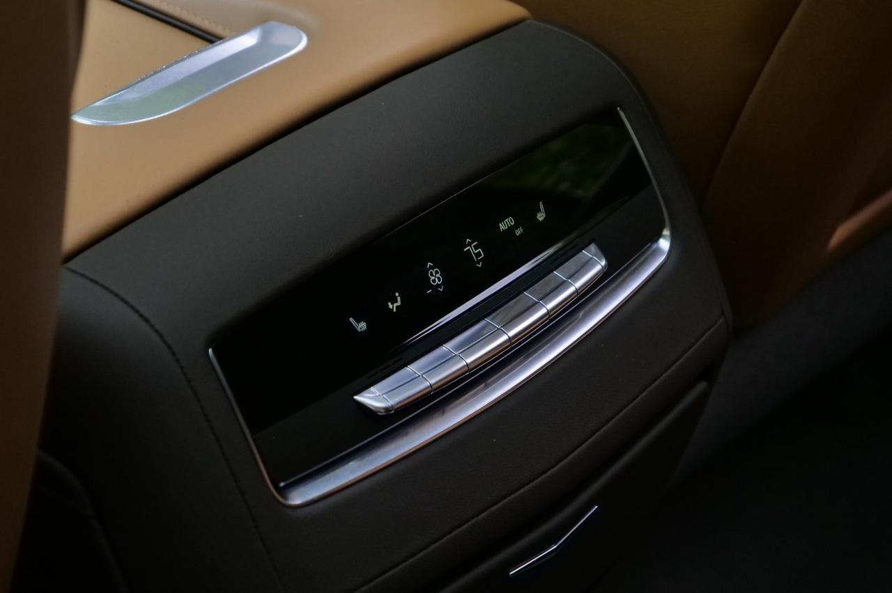 2022 Cadillac Escalade Sport 4WD / Touring Package / Night Vision! Lincolnton NC