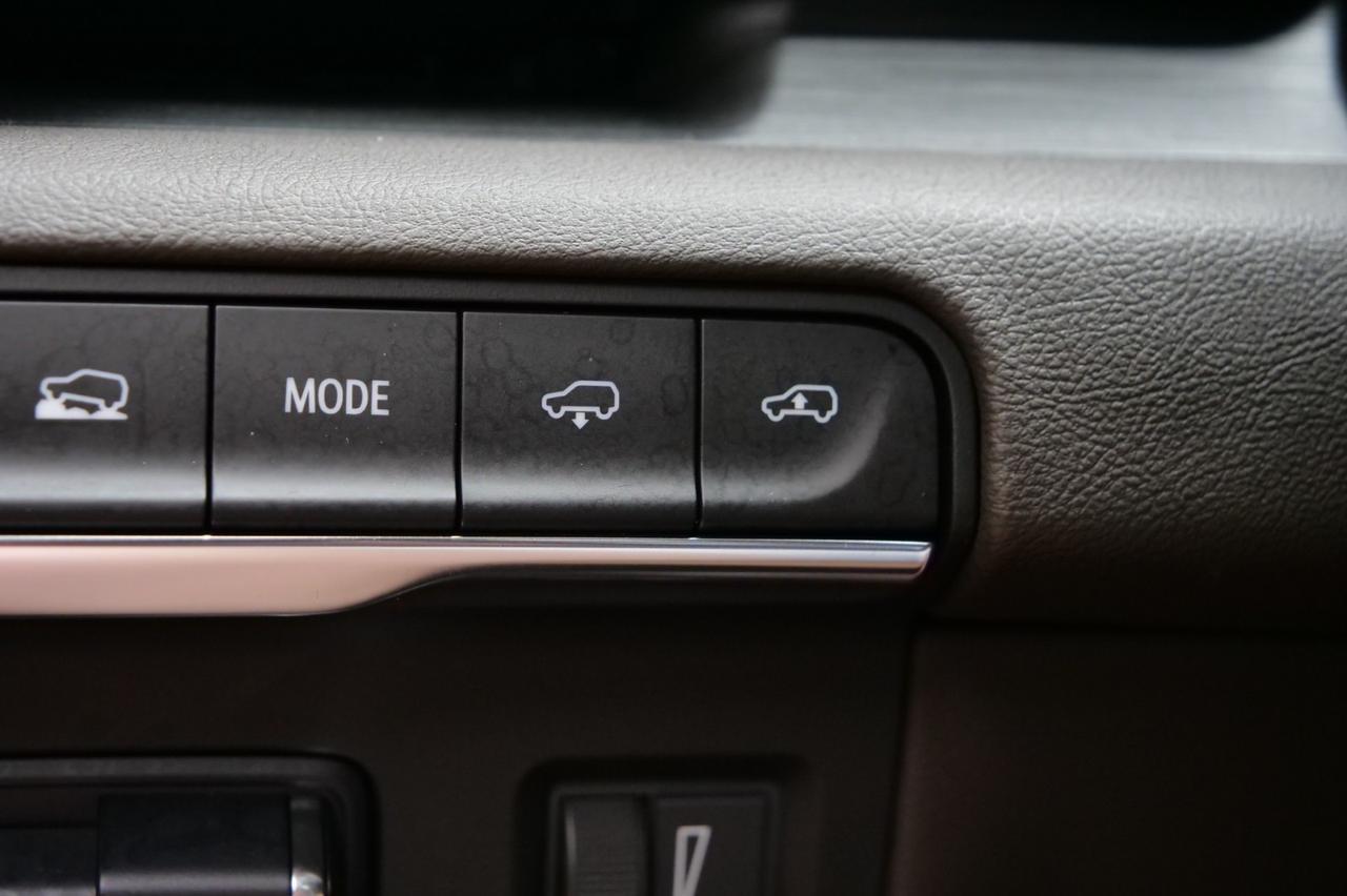 2022 Cadillac Escalade Sport 4WD / Touring Package / Night Vision! Lincolnton NC