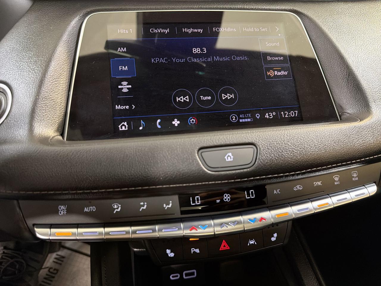 2022 Cadillac XT4 AWD Luxury San Antonio TX