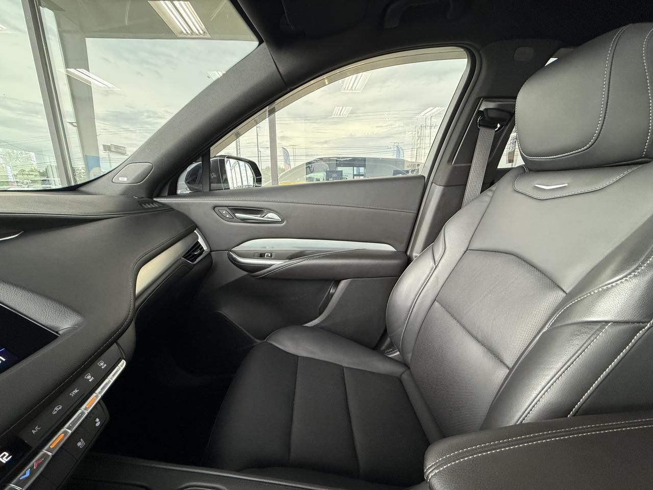 2022 Cadillac XT4 AWD Premium Luxury Knoxville TN