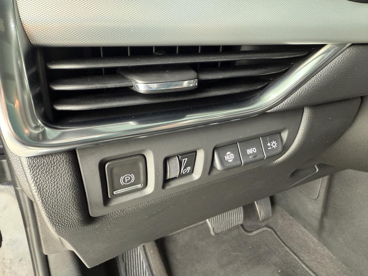 2022 Cadillac XT4 AWD Premium Luxury Knoxville TN