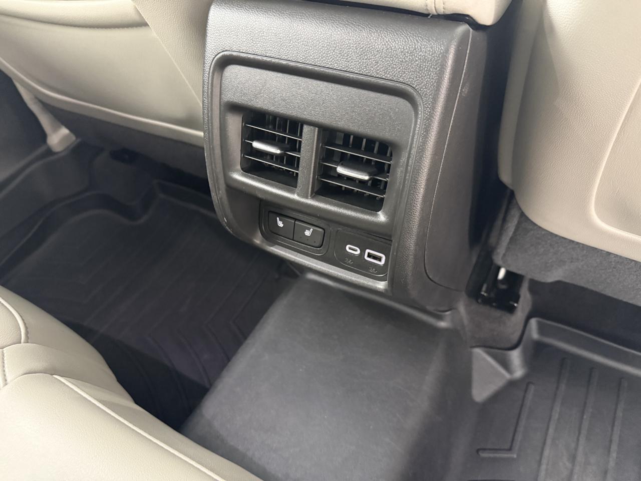 2022 Cadillac XT4 Premium Luxury photo 36