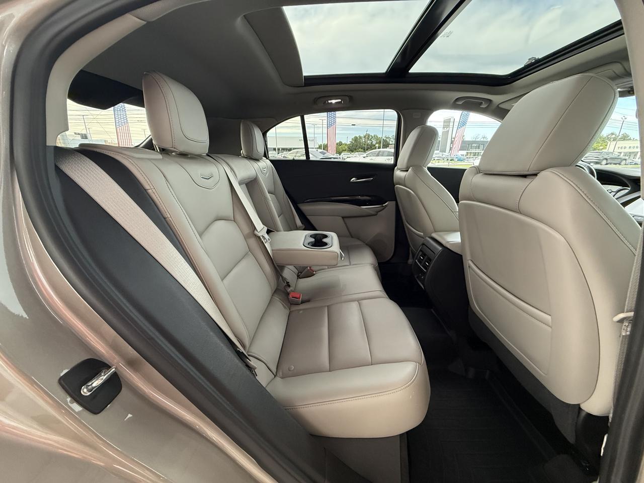 2022 Cadillac XT4 Premium Luxury photo 34