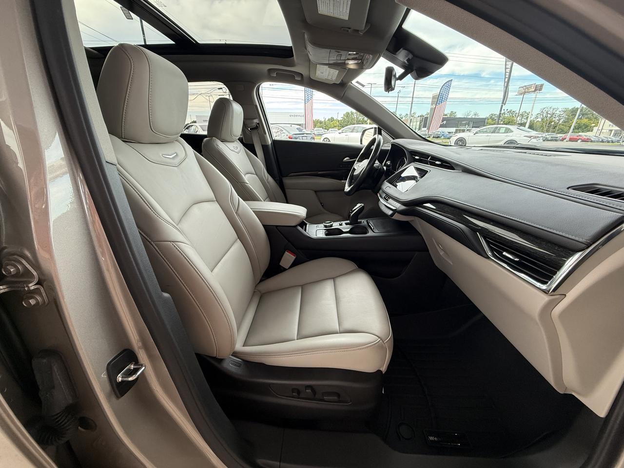 2022 Cadillac XT4 Premium Luxury photo 31