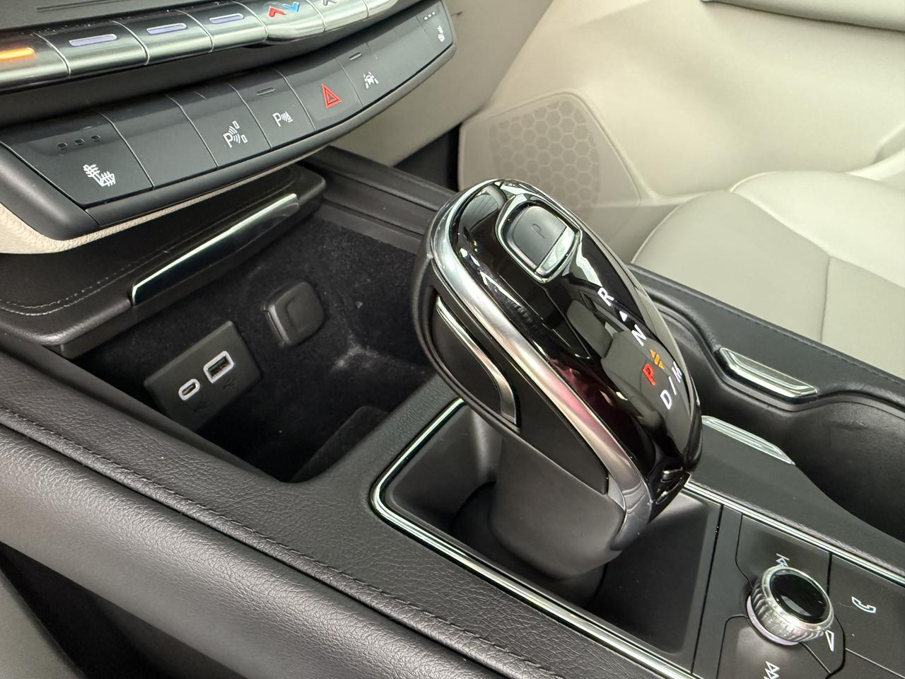 2022 Cadillac XT4 Premium Luxury photo 19