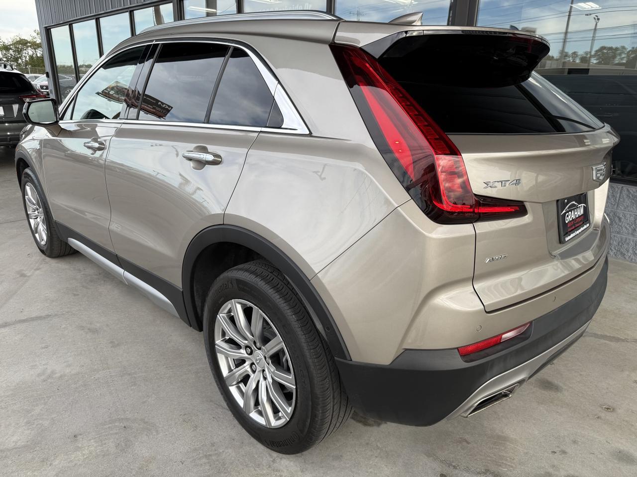 2022 Cadillac XT4 Premium Luxury photo 6