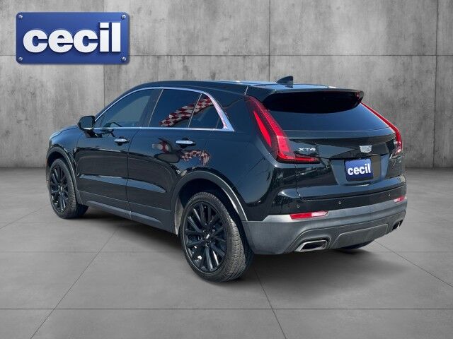 2022 Cadillac XT4 FWD Luxury