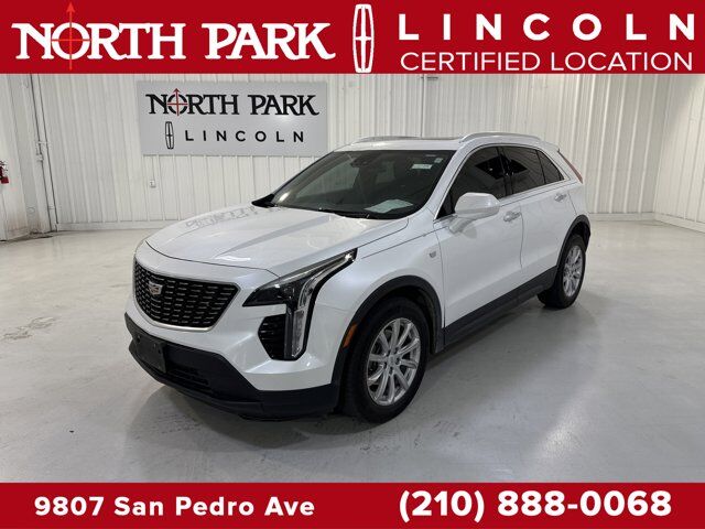 2022 Cadillac XT4 FWD Luxury