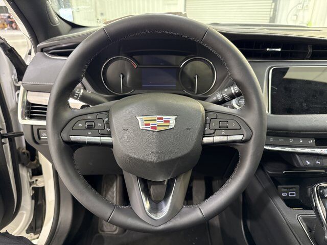 2022 Cadillac XT4 FWD Luxury San Antonio TX