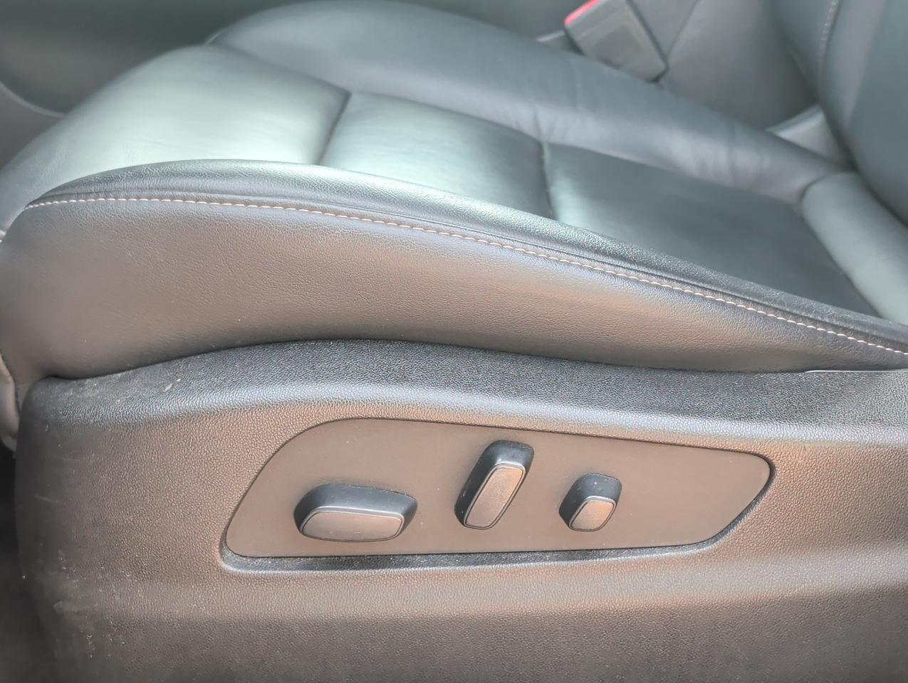 2022 Cadillac XT4 FWD Premium Luxury San Juan TX