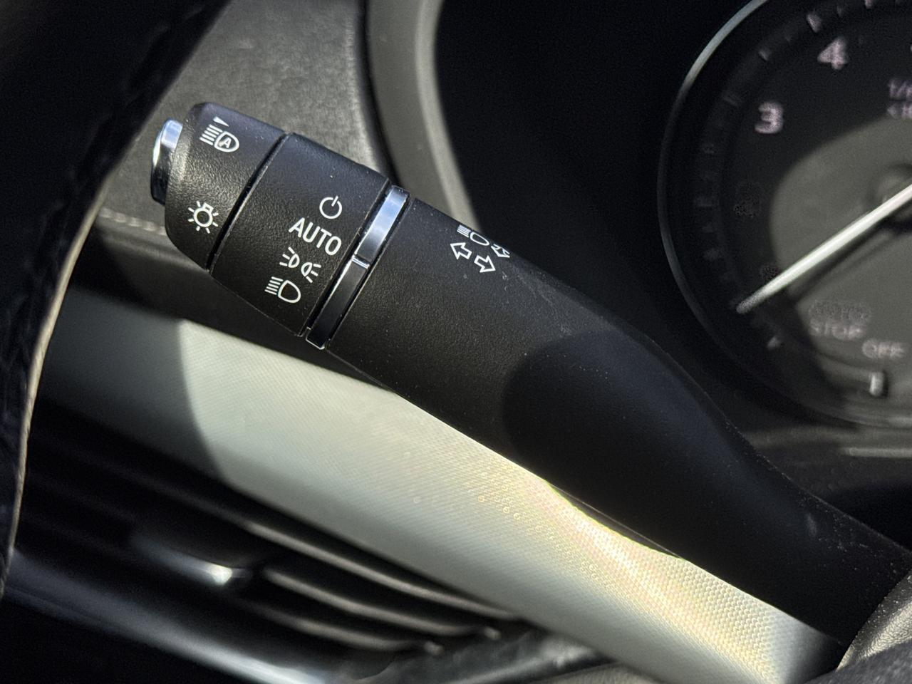 2022 Cadillac XT4 FWD Premium Luxury San Antonio TX