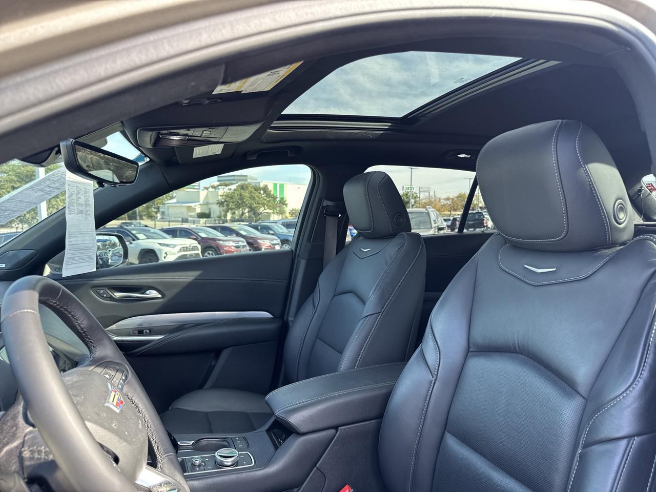 2022 Cadillac XT4 FWD Premium Luxury San Antonio TX