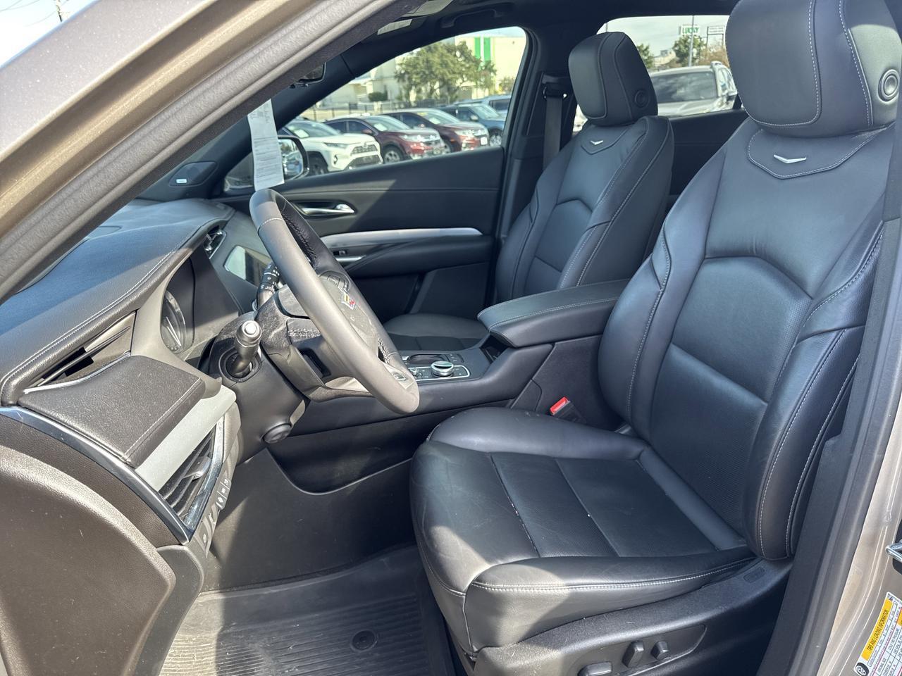 2022 Cadillac XT4 FWD Premium Luxury San Antonio TX