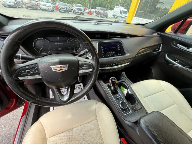 2022 Cadillac XT4 FWD Sport Indianapolis IN
