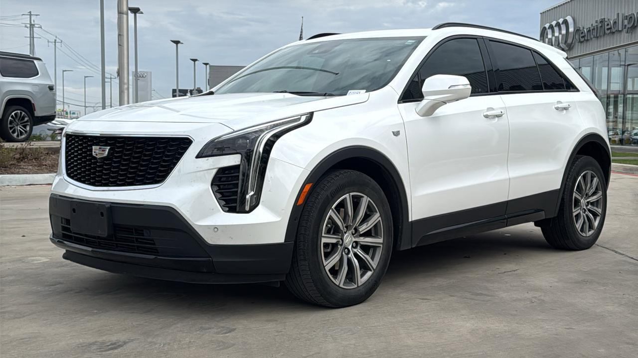 2022 Cadillac XT4 FWD Sport