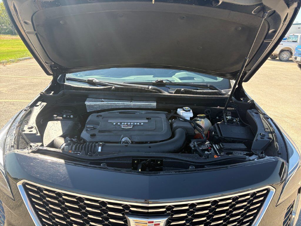 2022 Cadillac XT4 Premium Luxury Hondo TX