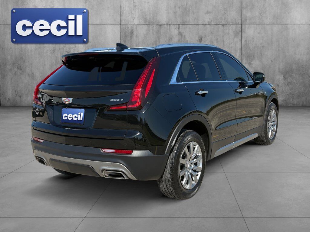 2022 Cadillac XT4 Premium Luxury Hondo TX