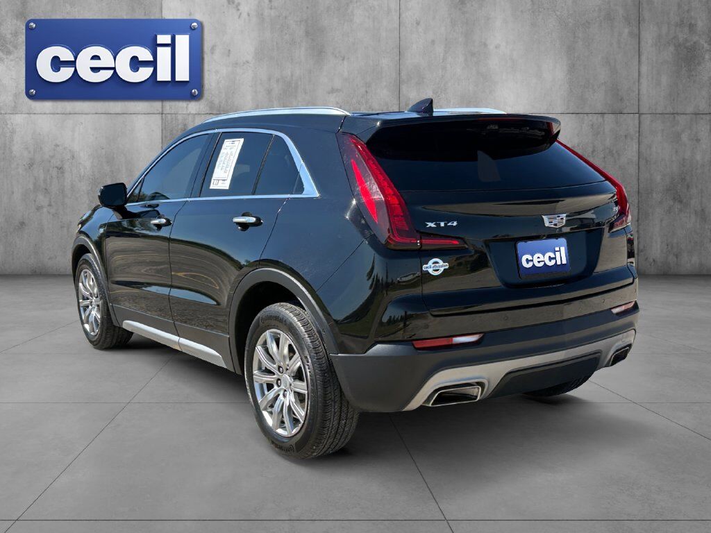 2022 Cadillac XT4 Premium Luxury Hondo TX