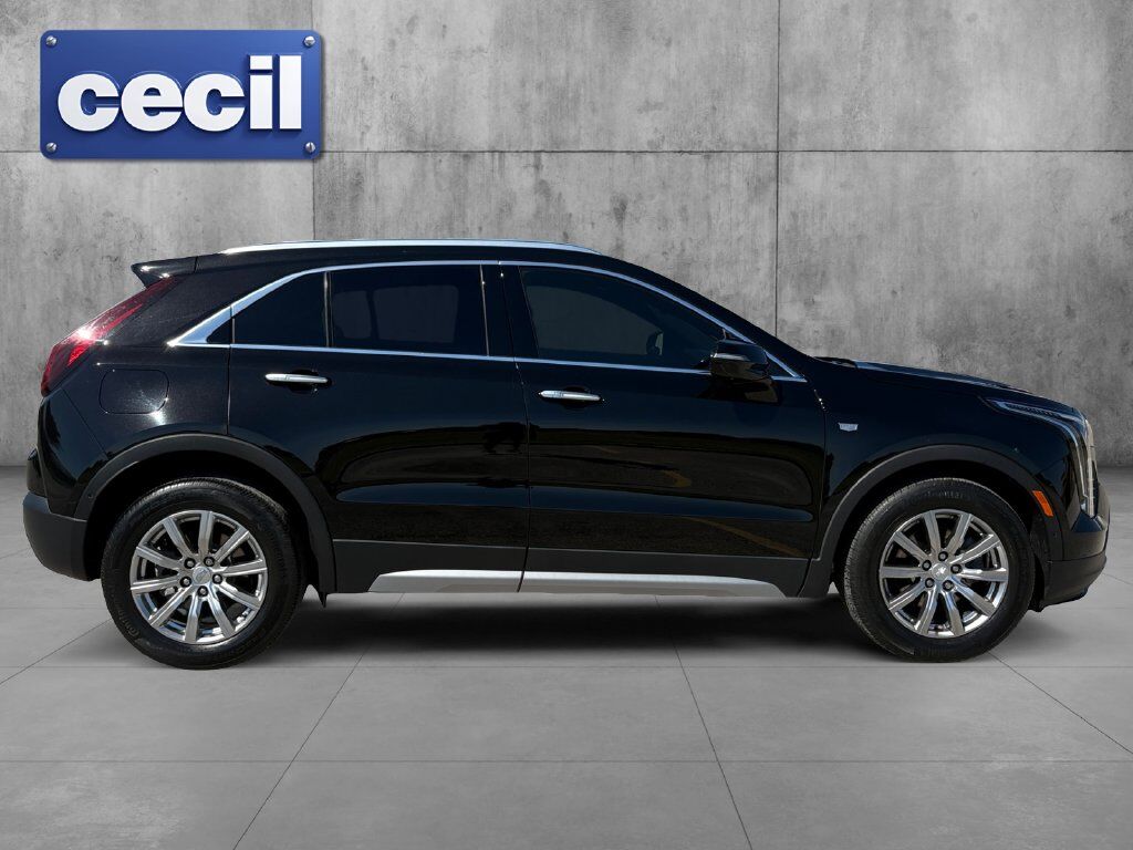 2022 Cadillac XT4 Premium Luxury Hondo TX