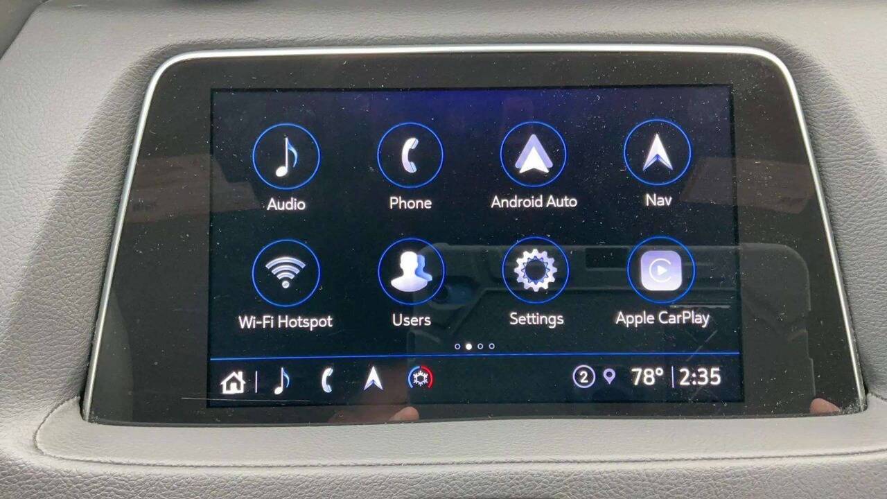 2022 Cadillac XT4 Premium Luxury 4x4 4dr Crossover Chesterfield MI