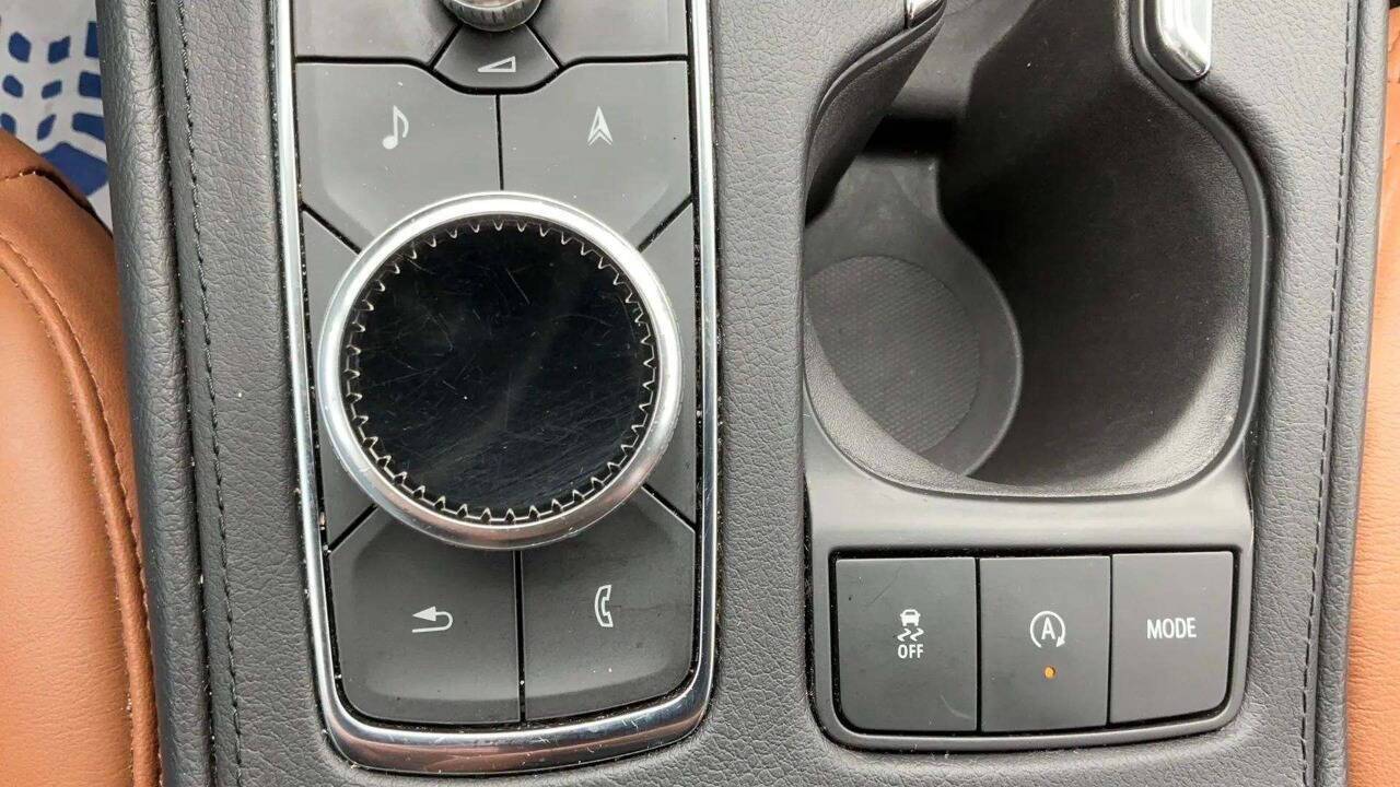 2022 Cadillac XT4 Premium Luxury 4x4 4dr Crossover Chesterfield MI