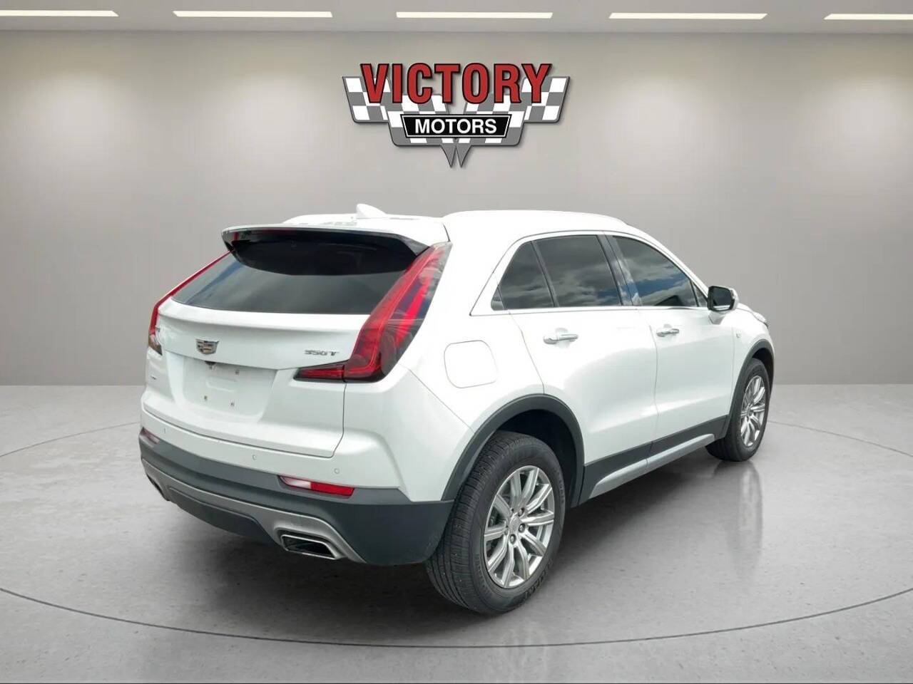 2022 Cadillac XT4 Premium Luxury 4x4 4dr Crossover Chesterfield MI