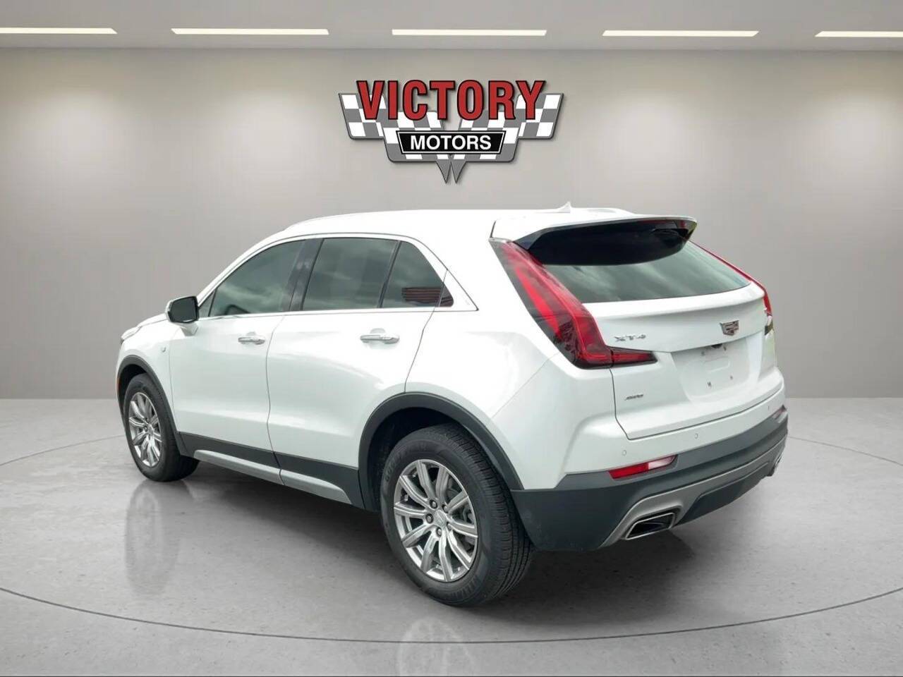 2022 Cadillac XT4 Premium Luxury 4x4 4dr Crossover Chesterfield MI