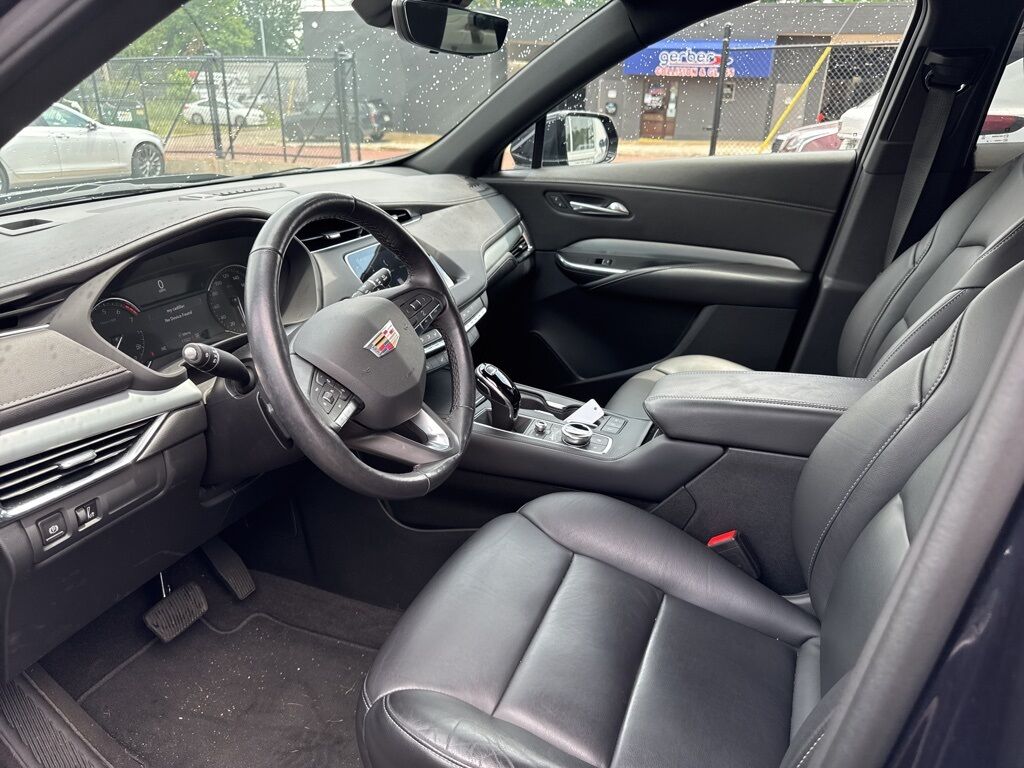 2022 Cadillac XT4 Premium Luxury AKRON OH