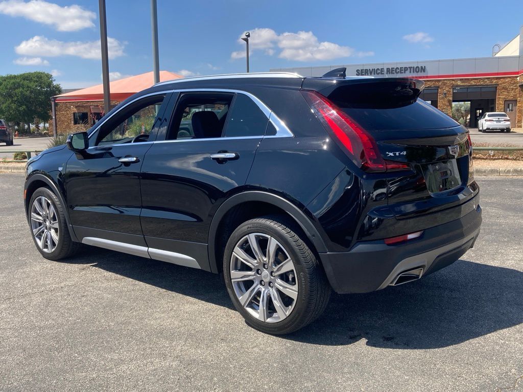 2022 Cadillac XT4 Premium Luxury San Antonio TX