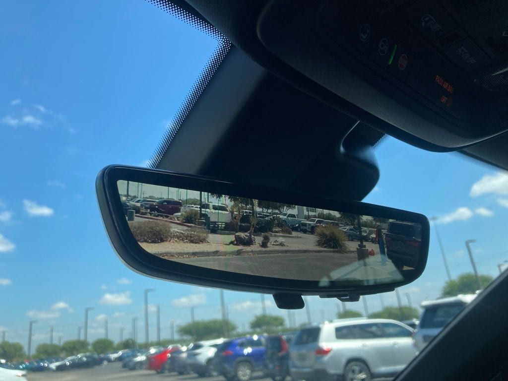 2022 Cadillac XT4 Premium Luxury San Antonio TX