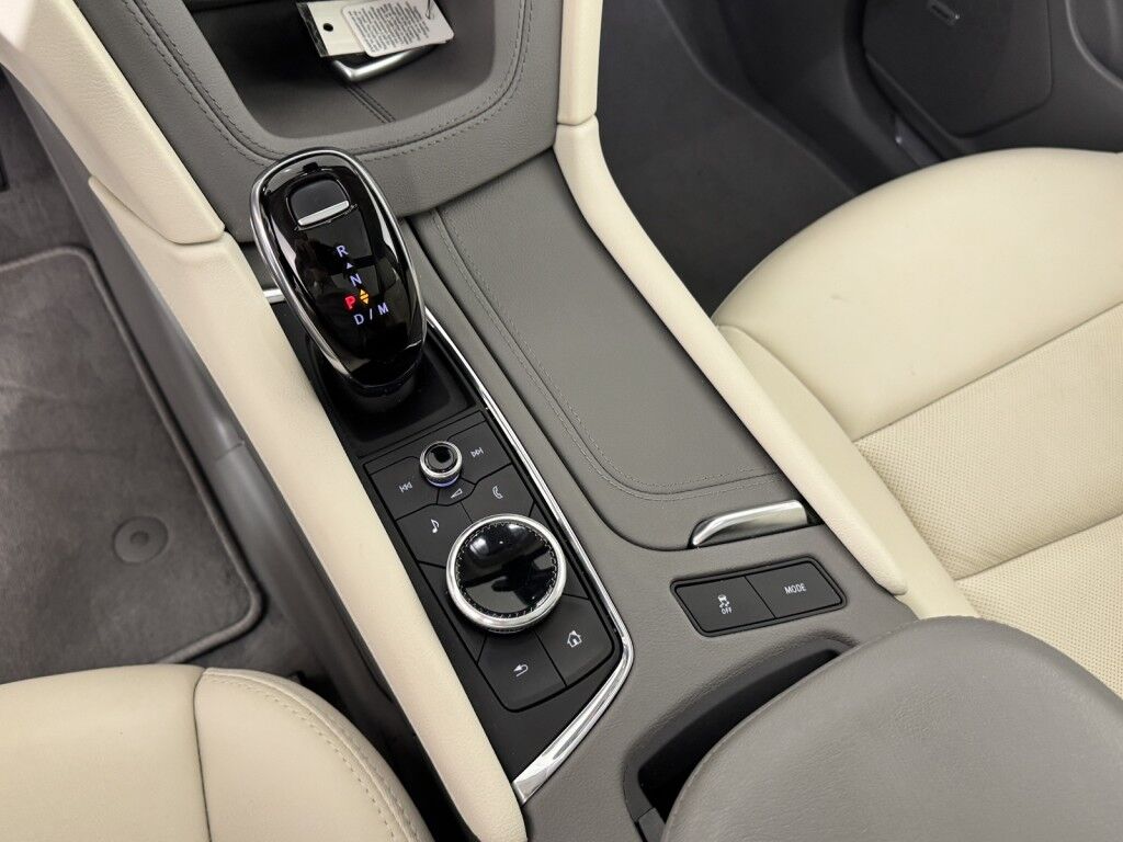 2022 Cadillac XT5 AWD Premium Luxury Maumee OH