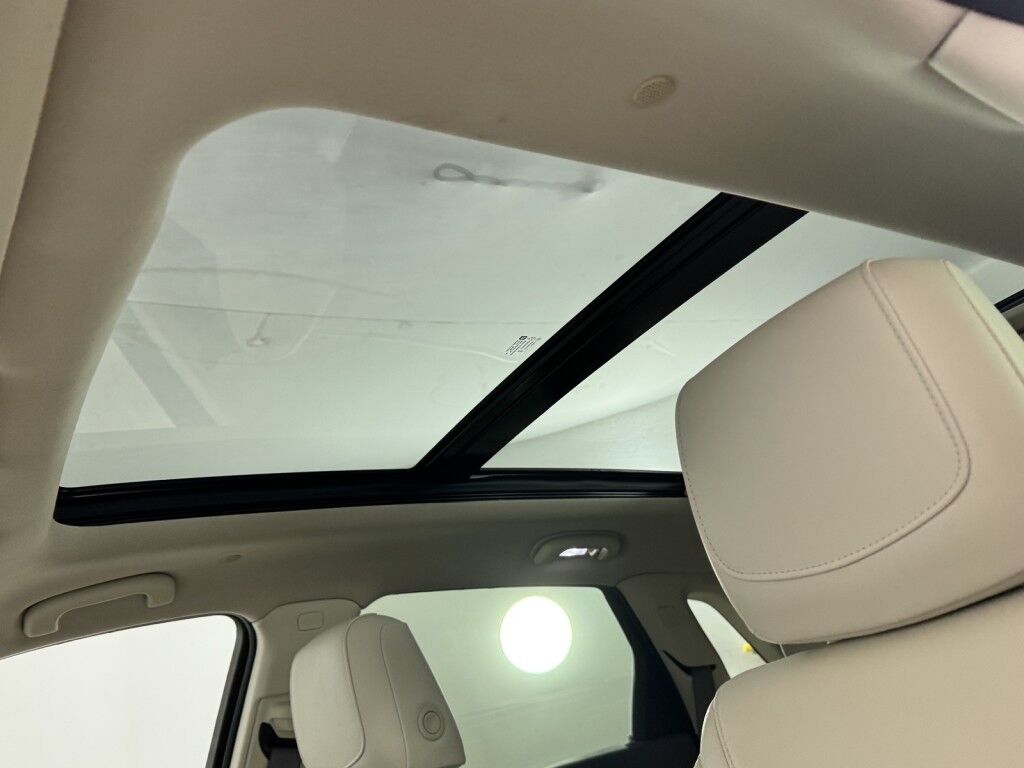 2022 Cadillac XT5 AWD Premium Luxury Maumee OH