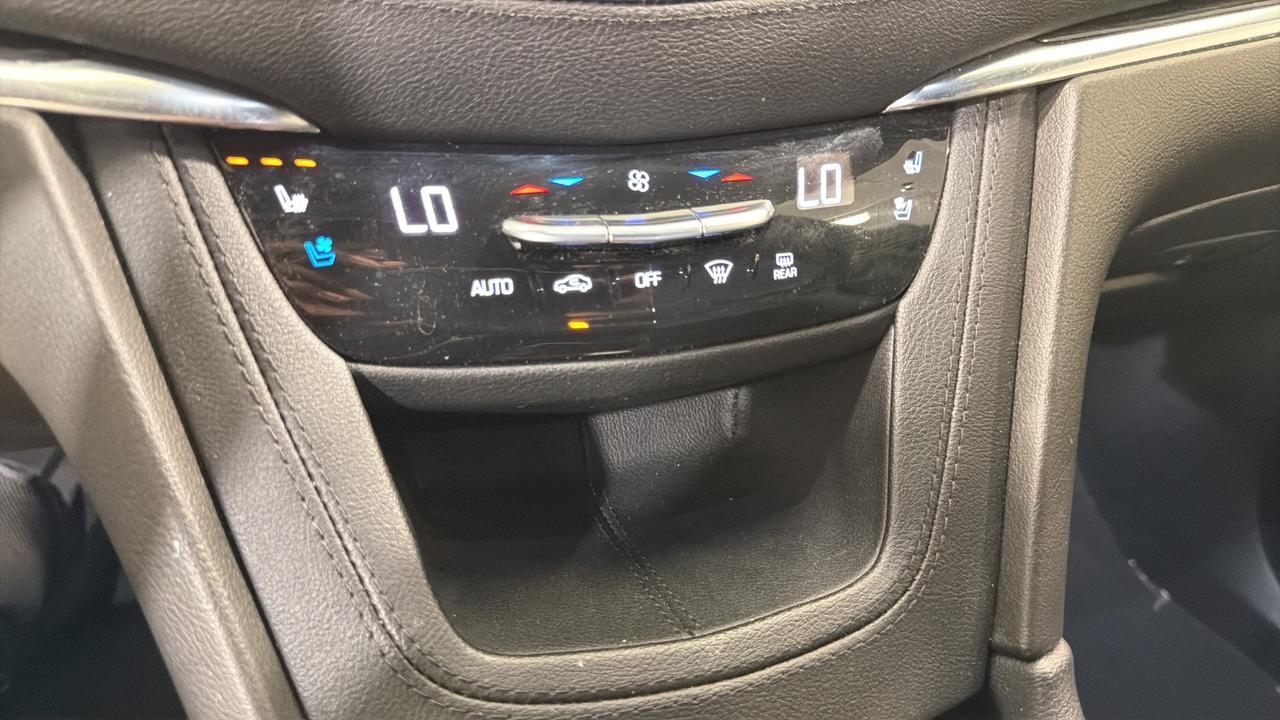 2022 Cadillac XT5 FWD Premium Luxury San Antonio TX