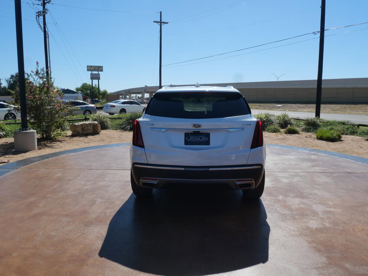 2022 Cadillac XT5 FWD Premium Luxury