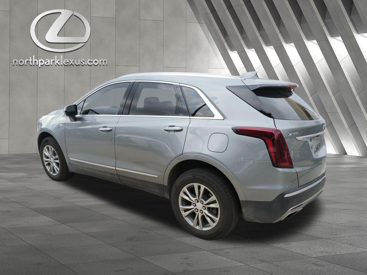 2022 Cadillac XT5 FWD Premium Luxury