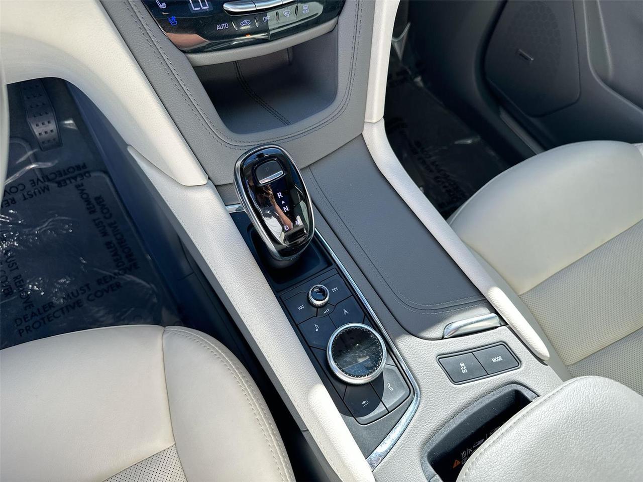 2022 Cadillac XT5 FWD Premium Luxury Tucson AZ