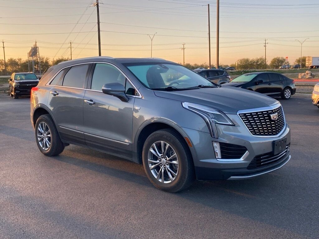 2022 Cadillac XT5 Premium Luxury
