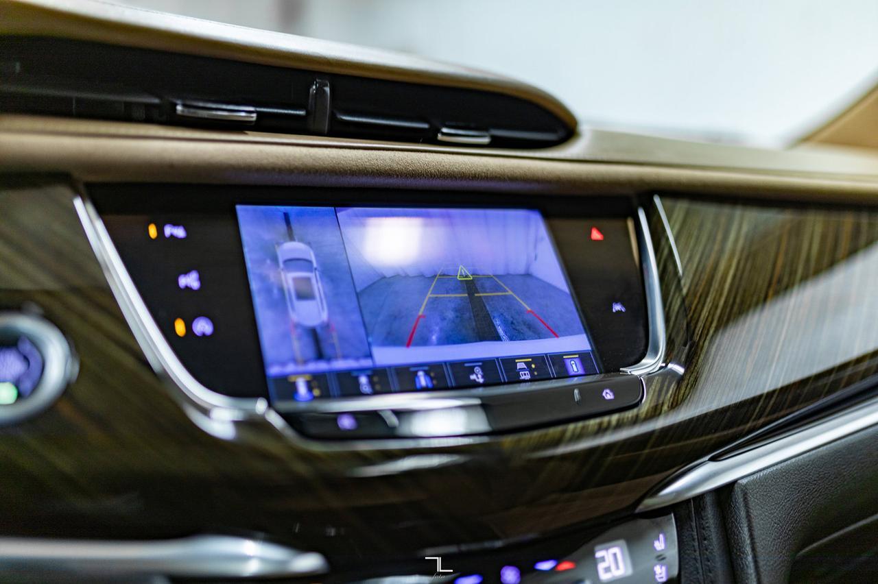 2022 Cadillac XT6 AWD Sport Leather Roof Nav BCam Red Deer AB