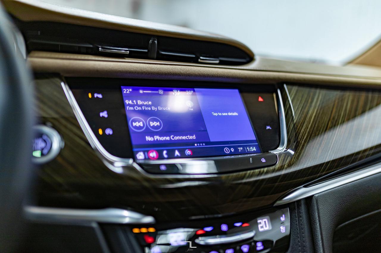 2022 Cadillac XT6 AWD Sport Leather Roof Nav BCam Red Deer AB