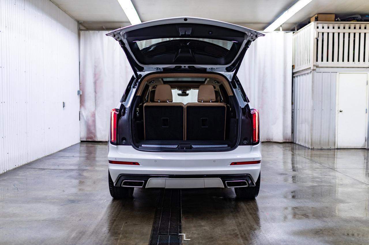 2022 Cadillac XT6 AWD Sport Leather Roof Nav BCam Red Deer AB