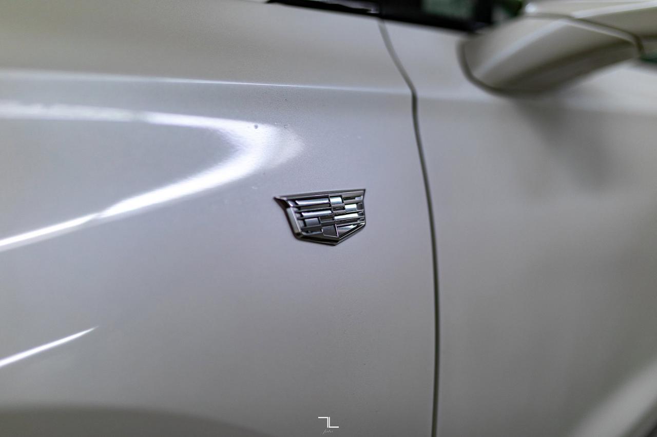 2022 Cadillac XT6 AWD Sport Leather Roof Nav BCam Red Deer AB