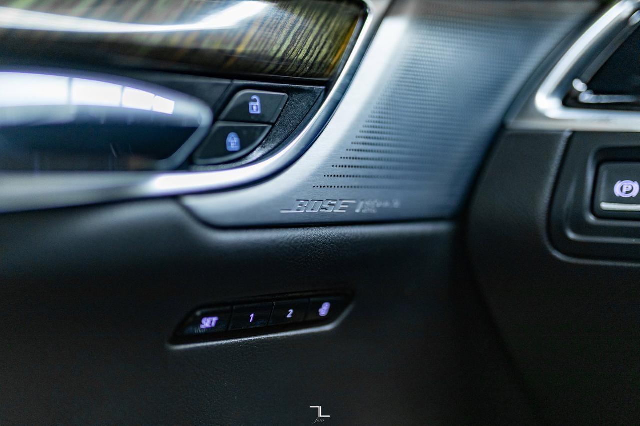 2022 Cadillac XT6 AWD Sport Leather Roof Nav BCam Red Deer AB