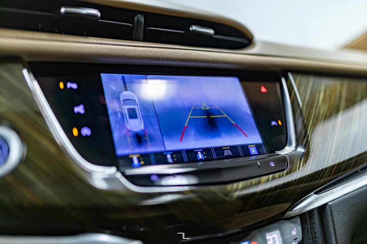 2022 Cadillac XT6 AWD Sport Leather Roof Nav BCam Red Deer AB